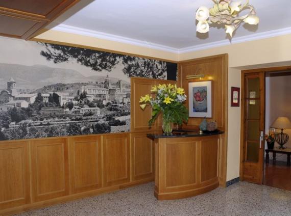 Hostal Grau  -  Santes Creus
